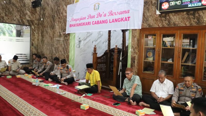 Personel Polres Langkat Laksanakan Binrohtal Rutin dalam Tingkatkan Kebersamaan dan Profesionalisme