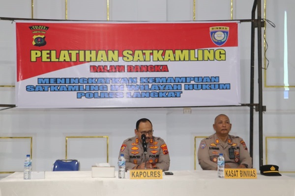 Kapolres Langkat Luncurkan Program Pelatihan Peningkatan Kemampuan Satkamling