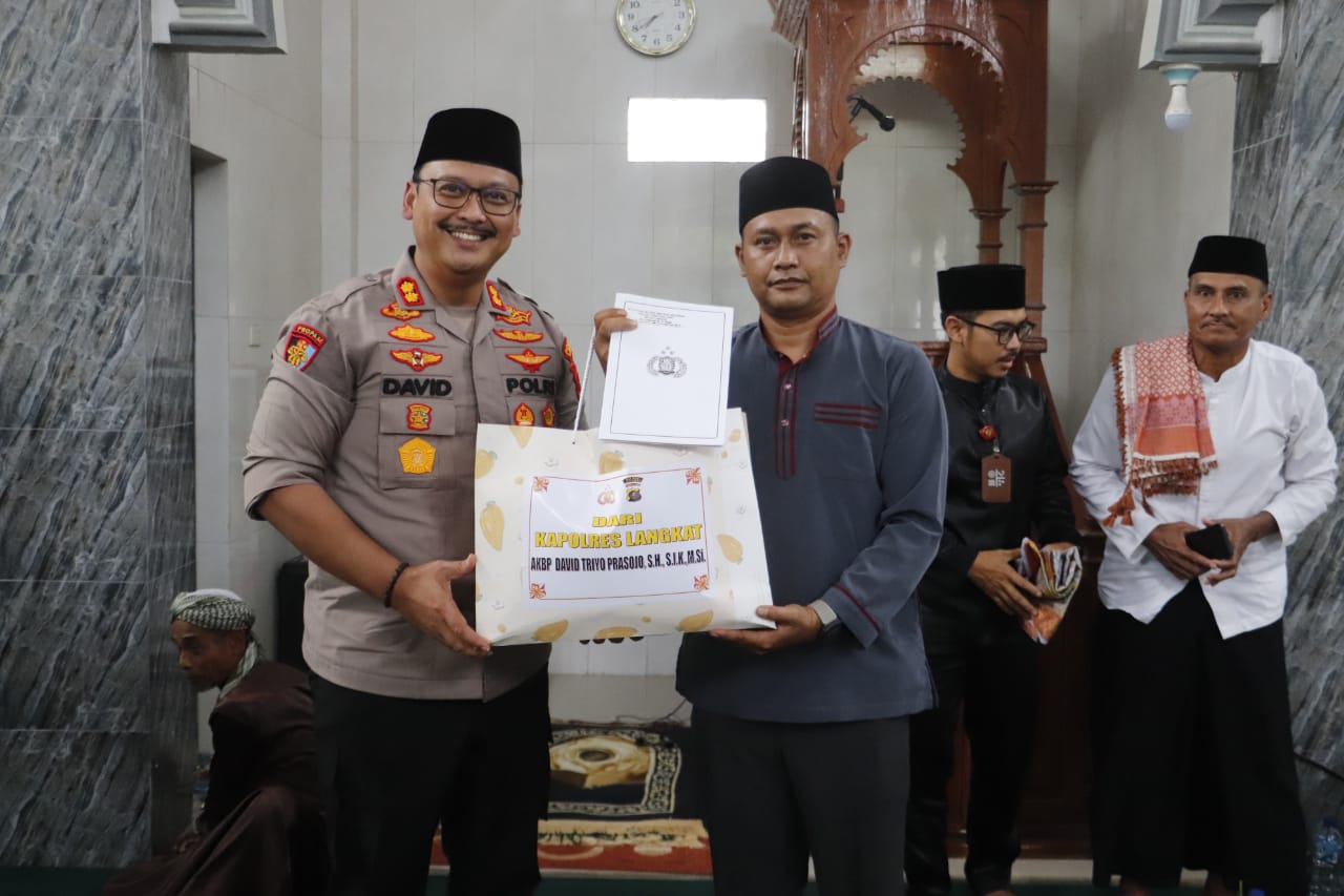 Safari Jumat Kapolres Langkat: Ajak Warga Jaga Kondusifitas dan Perangi Narkoba serta Judi Online