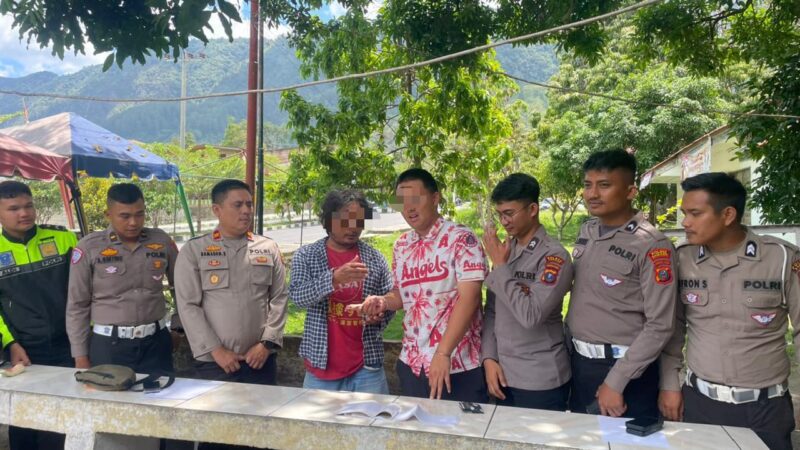 Polres Samosir Fasilitasi Mediasi Kecelakaan Lalu Lintas Antar Warga Negara Asing Asal Amerika Serikat Dengan Warga Kecamatan Simanindo Kabupaten Samosir.