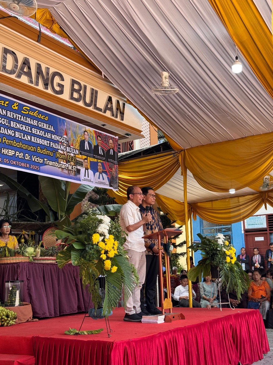 Kantor Pertanahan Kota Medan Serahkan Sertipikat PTSL ke Gereja HKBP