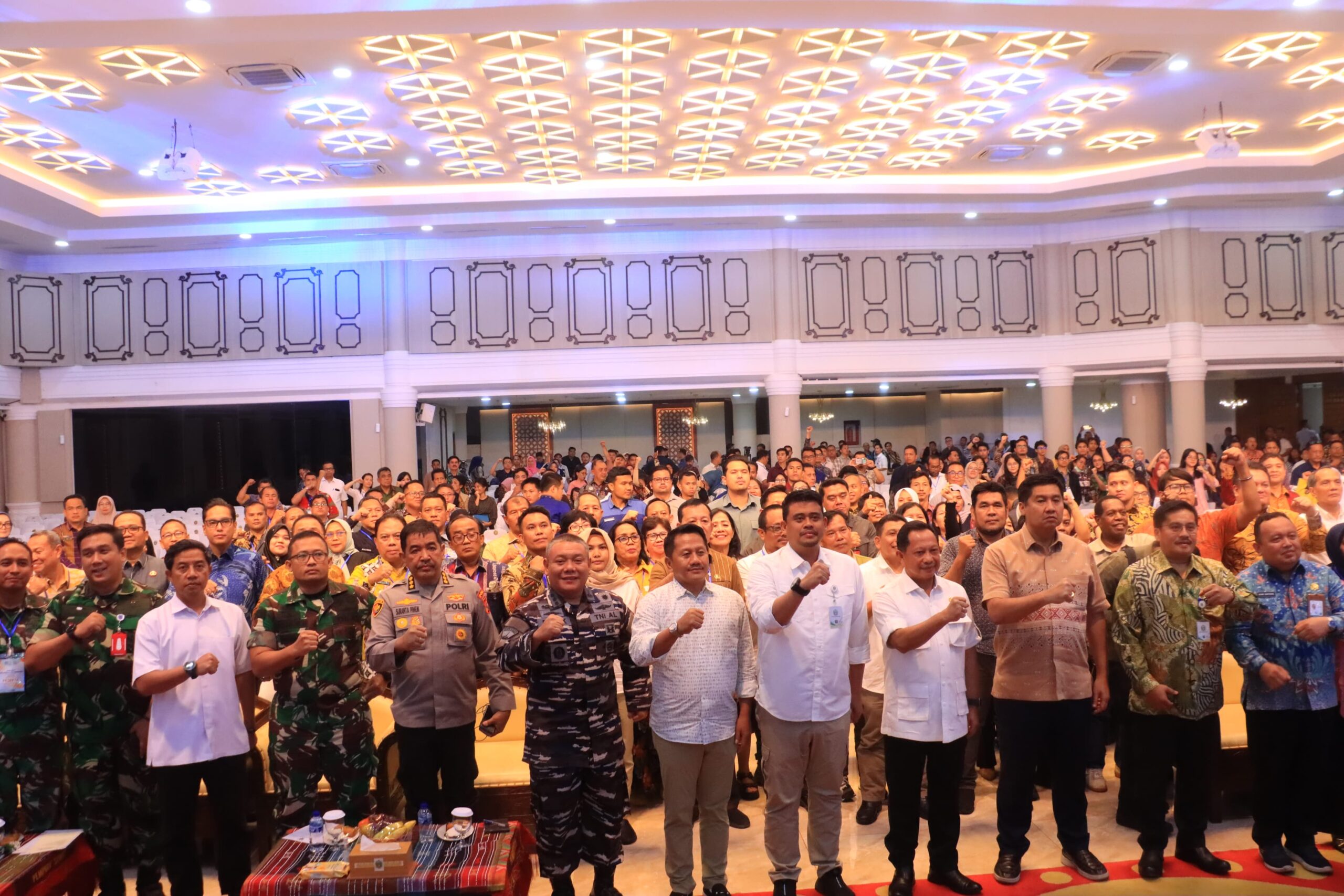 PEMKAB. SAMOSIR DUKUNG PENYALURAN KUR PERUMAHAN UNTUK MEWUJUDKAN PROGRAM 3 JUTA RUMAH.