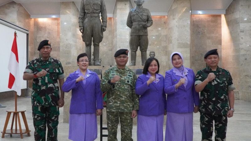 Kapusjarah TNI Pimpin Serah Terima Jabatan Waka Pusjarah TNI