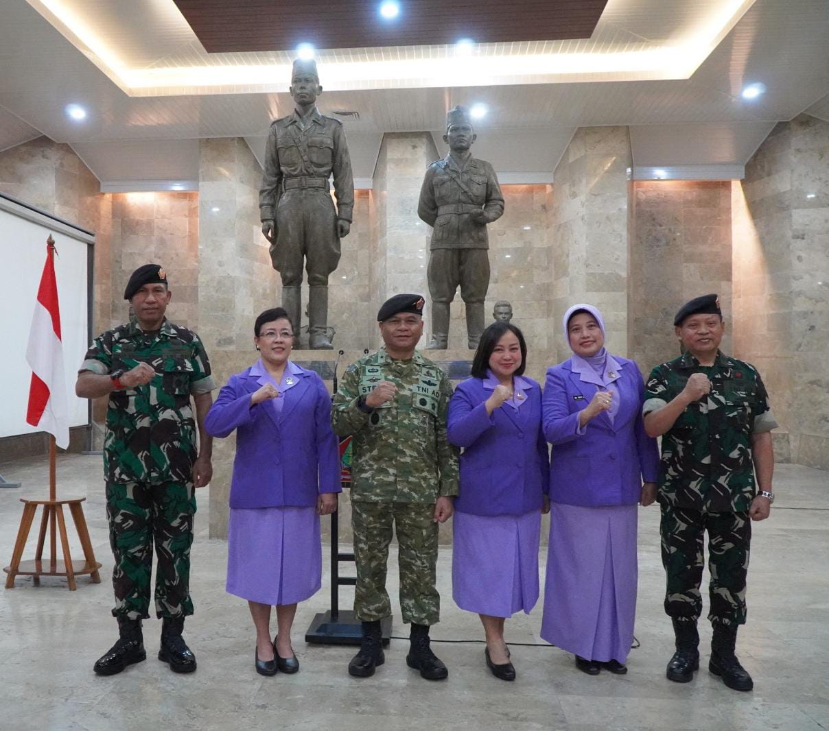 Kapusjarah TNI Pimpin Serah Terima Jabatan Waka Pusjarah TNI