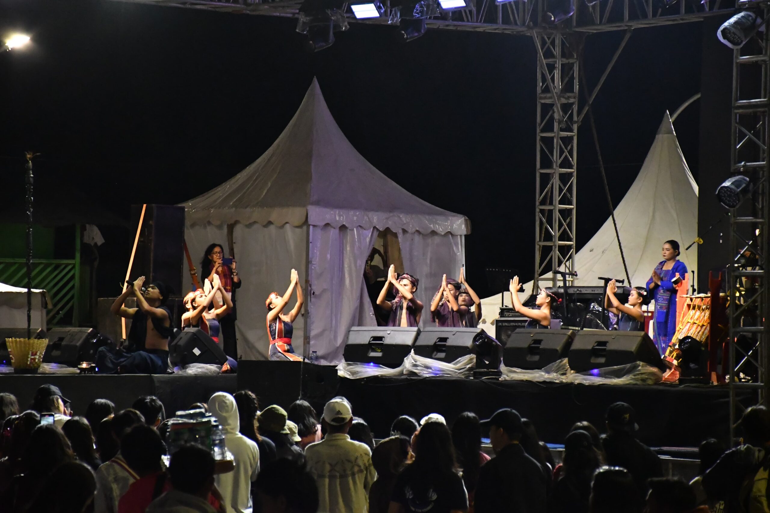 PUNCAK TOTK 2025 TAMPILKAN KONSER SPEKTAKULER, SAMOSIR MAKIN BERSINAR DI KAWASAN DANAU TOBA DAN INTERNATIONAL.