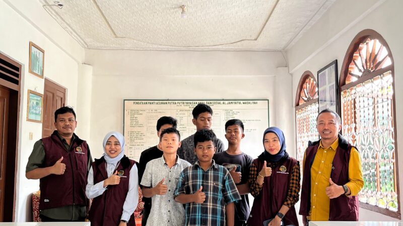 Jumat Berkah, Kantor Pertanahan Deli Serdang Bagikan Makanan kepada Warga dan Panti Asuhan