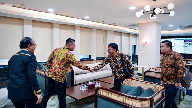 WAKIL BUPATI SAMOSIR SAMBANGI KEMENKOP RI, BAHAS PENGEMBANGAN KOPERASI DAN KOPI SAMOSIR.