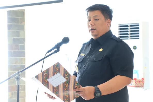 Bupati Vandiko Kukuhkan Ny. Kennauli A. Sidauruk sebagai Ketua TP PKK Kabupaten Samosir Periode 2025–2030