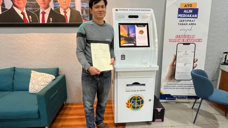 Kantor Pertanahan Kota Medan Hadirkan Mesin Anjungan Pencetakan Sertipikat Elektronik