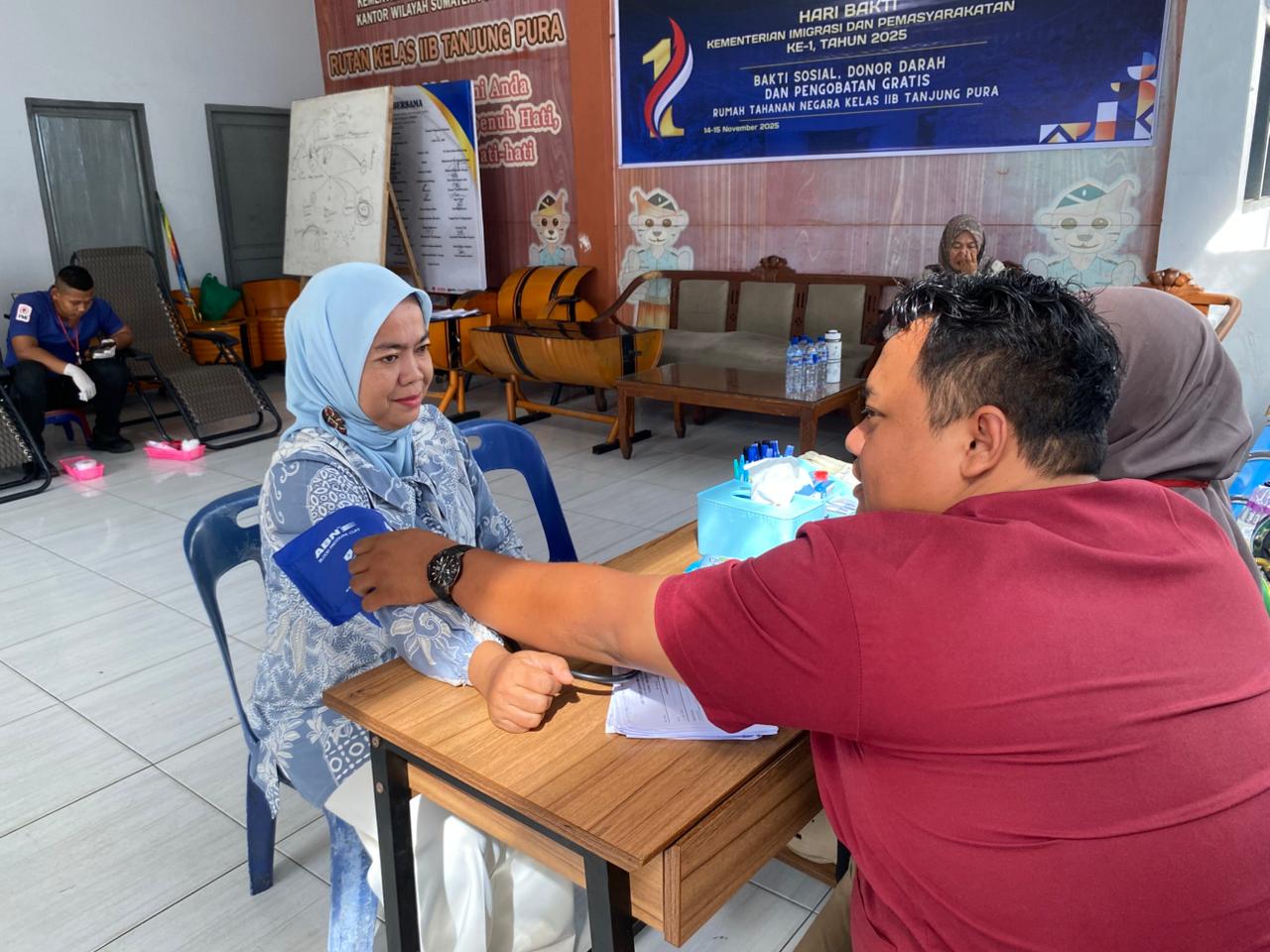 Semarak Hari Bakti KEMENIMIPAS, Rutan Tanjung Pura Gelar Aksi Donor Darah