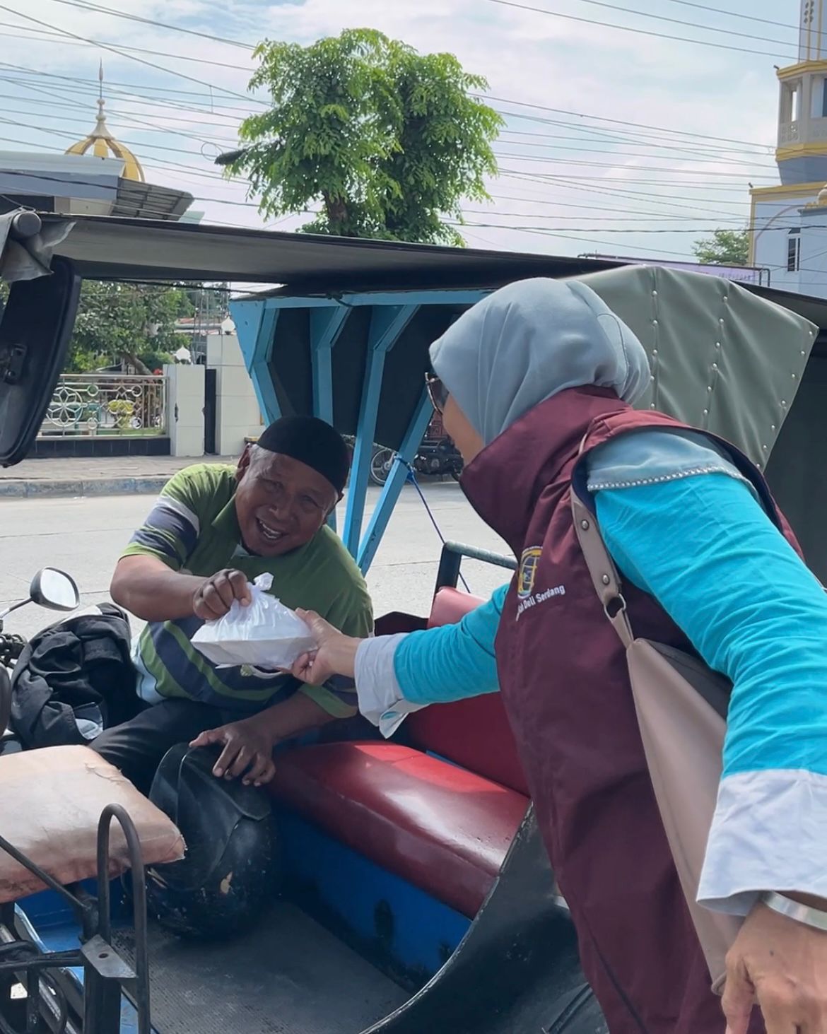 Kantor Pertanahan Deli Serdang Gelar Jum’at Berkah, Warga Sekitar Rasakan Manfaatnya