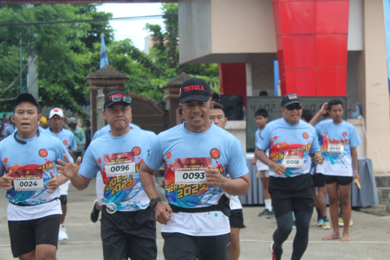 Ribuan Pelari Ramaikan Trisula Heroes Run Tahunan 2025 di Timika