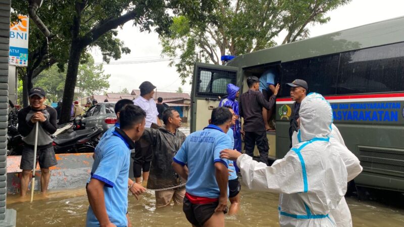 Terdampak Banjir, Rutan Tanjung Pura Evakuasi Ratusan Warga Binaan