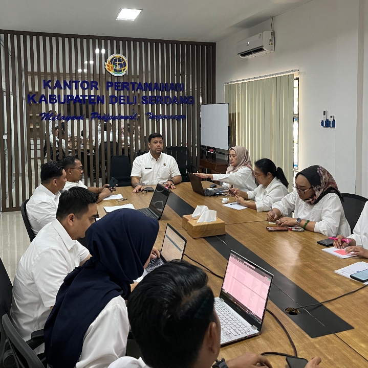 Dorong Percepatan Program Strategis Nasional, Kantah Deli Serdang Gelar Rapat Evaluasi Kinerja