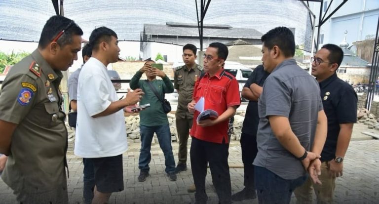 DPRD Medan Minta Satpol PP Segera Segel Bangunan Doorsmeer di Jalan H. Adam Malik Medan Barat
