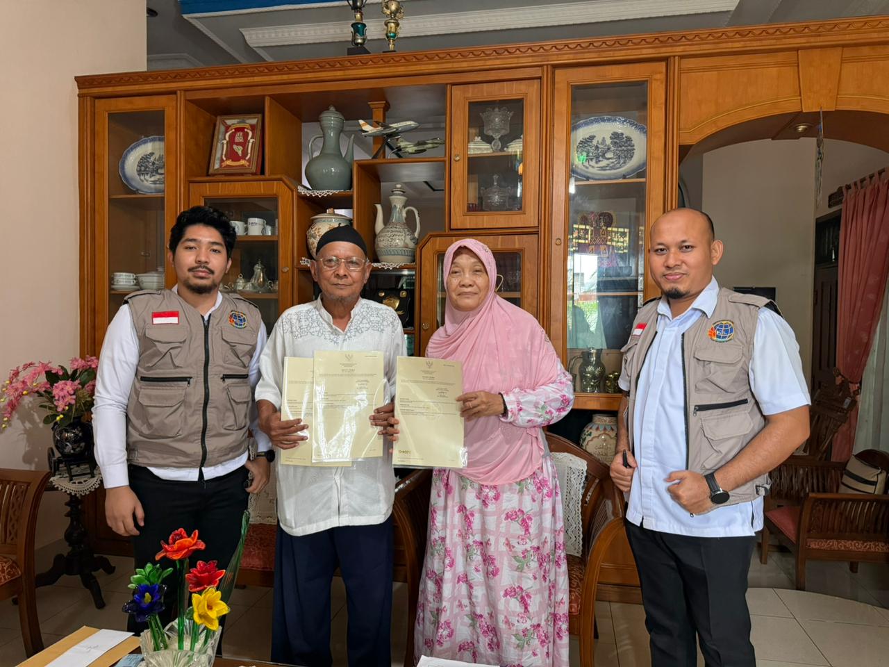 Layanan Terpikat BPN: Kemudahan Pengantaran Sertipikat untuk Bapak Solikin, Warga Sei Sekambing