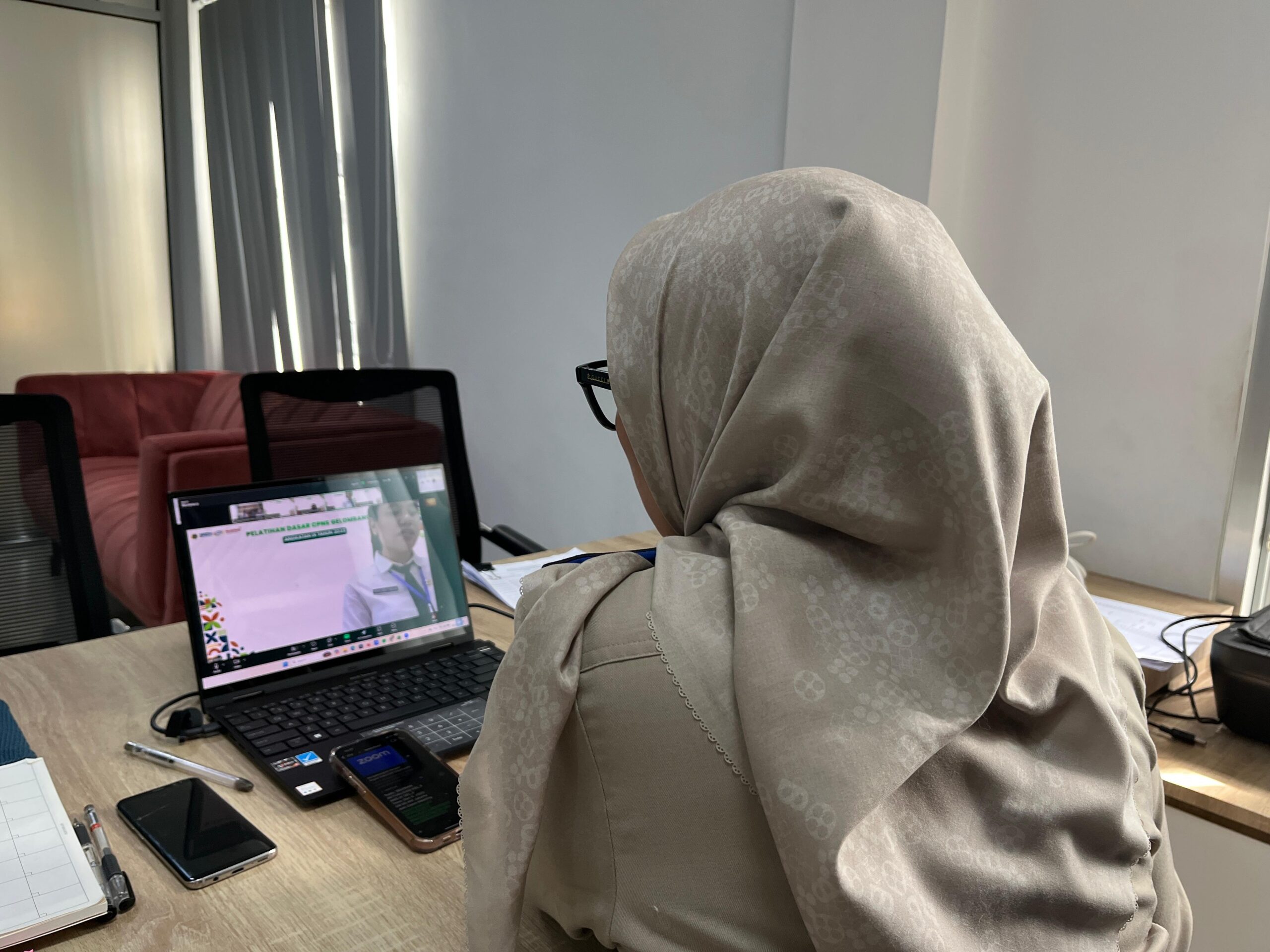 Perkuat Kompetensi ASN, Inneke Tania Arsyad Hadiri Aktualisasi Latsar CPNS Secara Daring