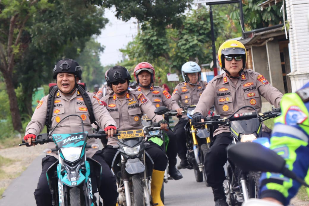 Kapolres Binjai Turun Langsung Berikan Bantuan kepada Korban Banjir