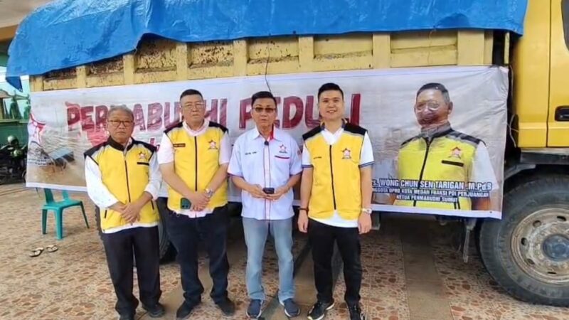 Aksi Kemanusiaan, Permabudhi Sumut Salurkan 7 Ton Sembako untuk Warga Tapteng Terdampak Banjir