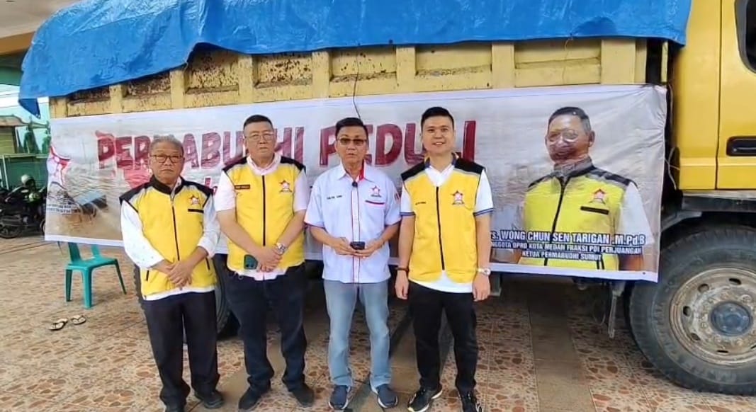Aksi Kemanusiaan, Permabudhi Sumut Salurkan 7 Ton Sembako untuk Warga Tapteng Terdampak Banjir