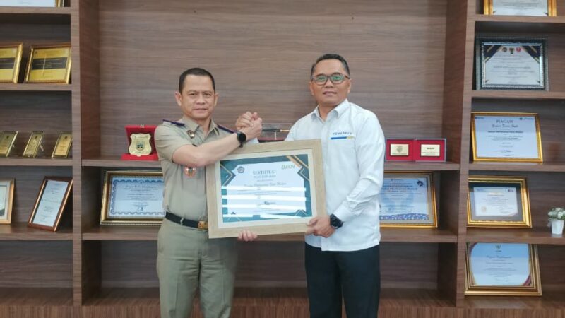 Kantor Pertanahan Kota Medan Terima Penghargaan atas Dukungan Pensertipikatan Tanah Rumah Negara di Sumut