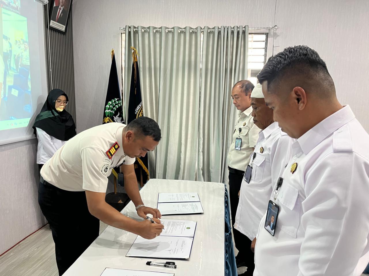 Rutan Tanjung Pura Ikuti Apel Bersama dan Penandatanganan Kinerja Tahun 2026