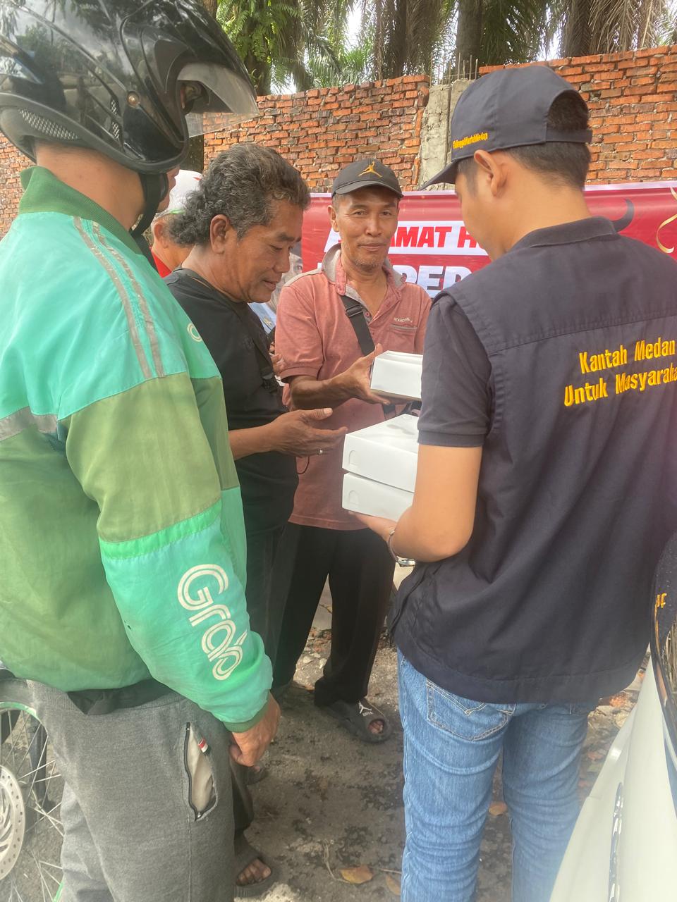 Jumat Berkah, Bentuk Kepedulian Kantor Pertanahan Kota Medan