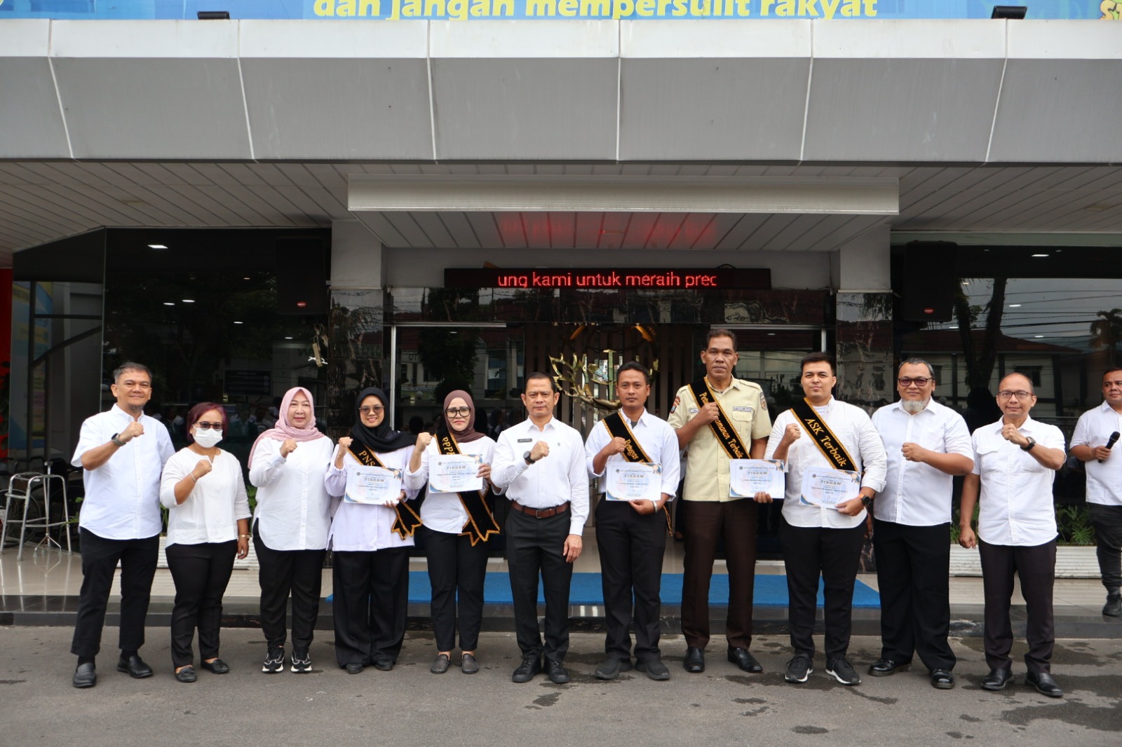 Bangun Budaya Kerja Positif, Kantor Pertanahan Kota Medan Apresiasi Pegawai Berprestasi