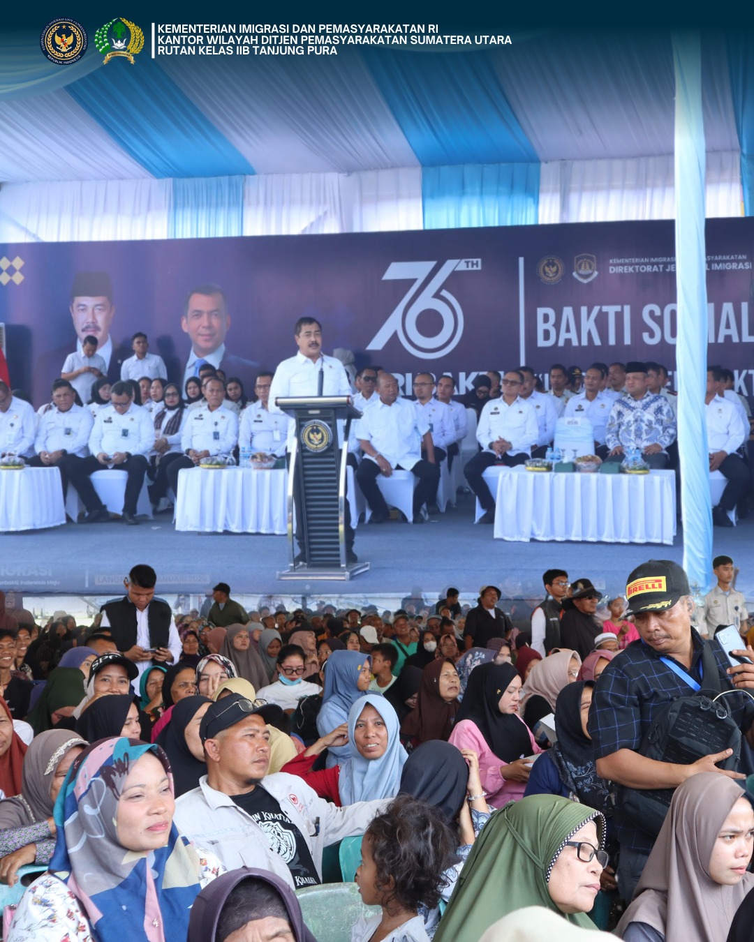 Peringati Hari Bakti Imigrasi ke-76, Menteri Imigrasi dan Pemasyarakatan Hadir di Tengah Masyarakat Tanjung Pura dengan Aksi Nyata Pembagian Paket Sembako sebagai Wujud Kepedulian Sosial