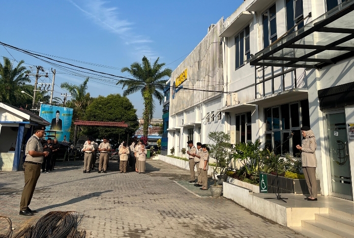 Apel Pagi Rutin Perkuat Disiplin dan Nasionalisme Pegawai Kantor Pertanahan Deli Serdang