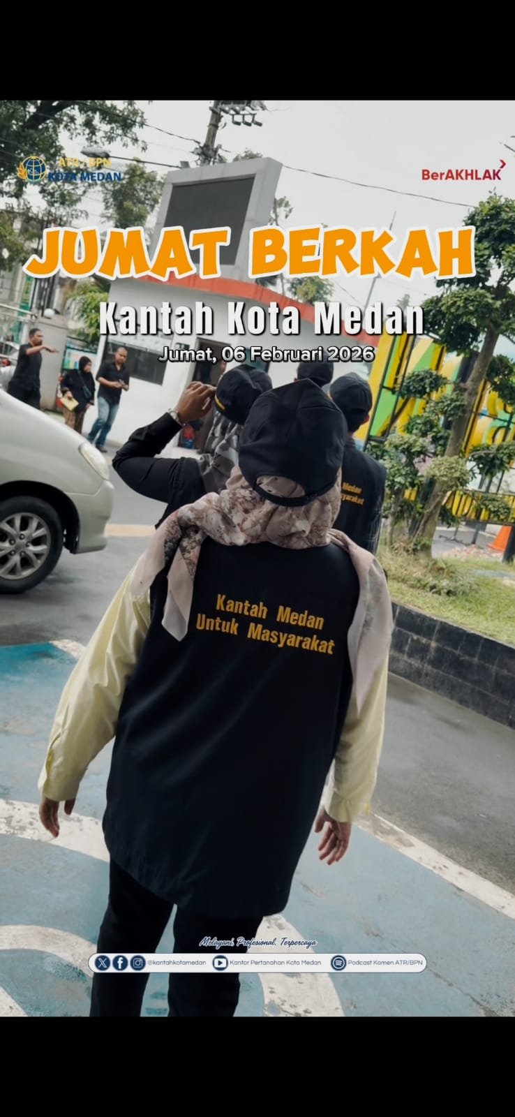 Kantor Pertanahan Laksanakan Jumat Berkah dengan Pembagian Nasi Kotak