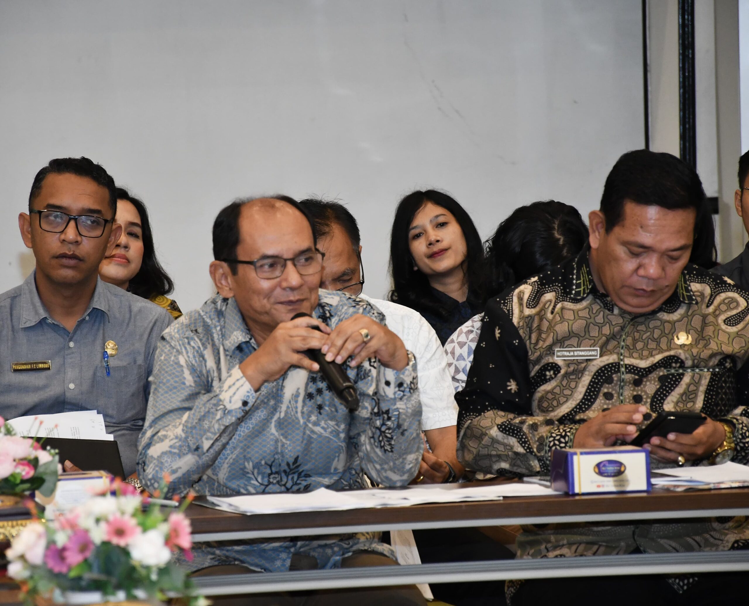 FGD Dengan Perumda Tirtanadi, Pemkab Samosir Minta Peningkatan Kualitas dan Distribusi Air Bersih.