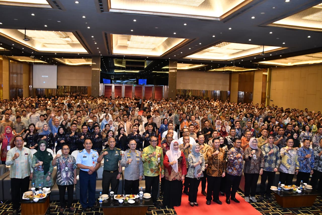 BGN Tekankan MBG Bukan Sekadar Bagi Makanan tapi Mesin Penggerak Ekonomi, Pemkab. Samosir siap Mendukung.