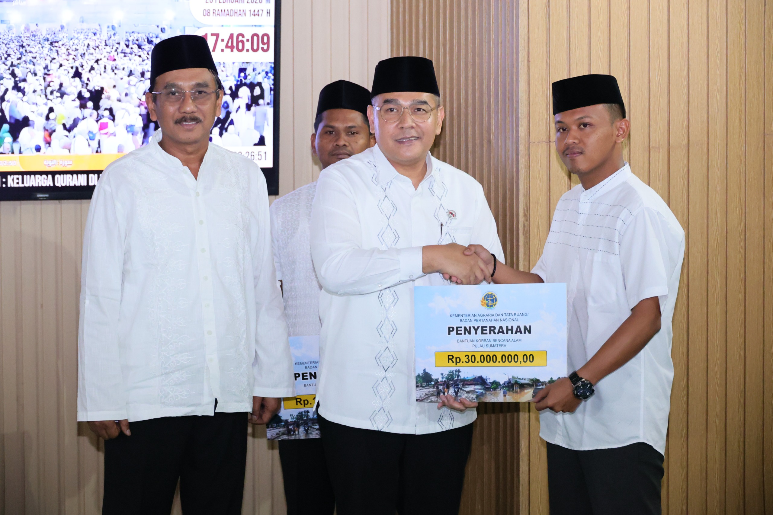 Berbagi di Bulan Suci Ramadan, Kementerian ATR/BPN Salurkan Bantuan untuk Pegawai Terdampak Bencana di Aceh