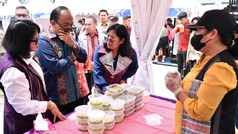 Dorong Ekonomi Rakyat, Pemkab Samosir Gelar Festival Kuliner dan UMKM Pada Perayaan Hari Jadi ke-22.