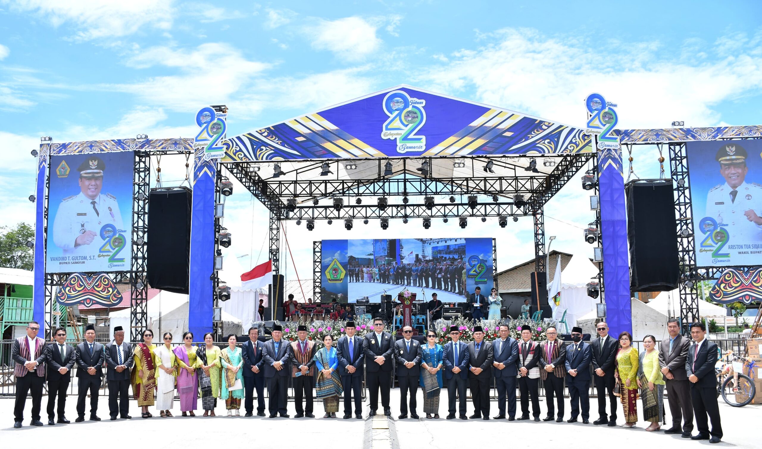 Hari Jadi ke-22 Kabupaten Samosir, Vandiko :Samosir Rumah Kita, Harus Dijaga Bersama untuk Generasi Mendatang.