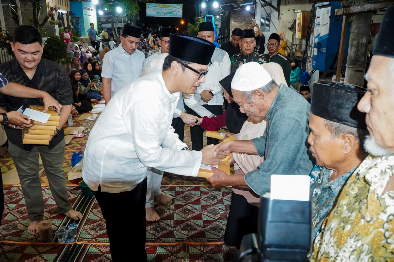 Jelang Ramadhan 1447 H, Rico Waas Punggahan bersama Warga dan Bantu Masjid Ikhwanul Muslimin Medan Amplas