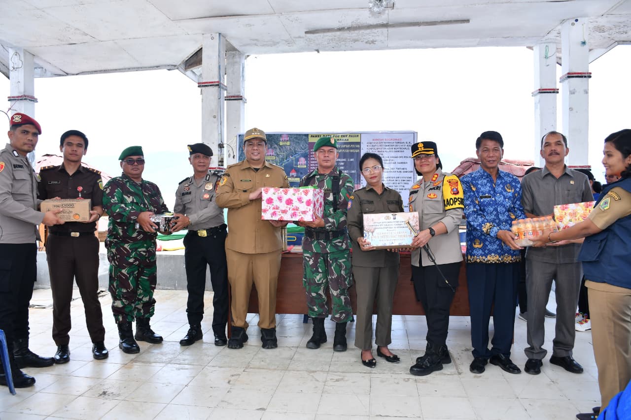 Forkopimda Samosir Turun Langsung, Pastikan Pos Ops Ketupat Toba 2026 Siap Layani Masyarakat dan Wisatawan.