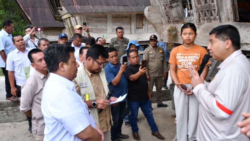 Menteri PKP Maruarar Sirait Kunjungi Samosir, 556 Rumah Dibedah dan 41,80 Hektare Kawasan Kumuh Ditata.