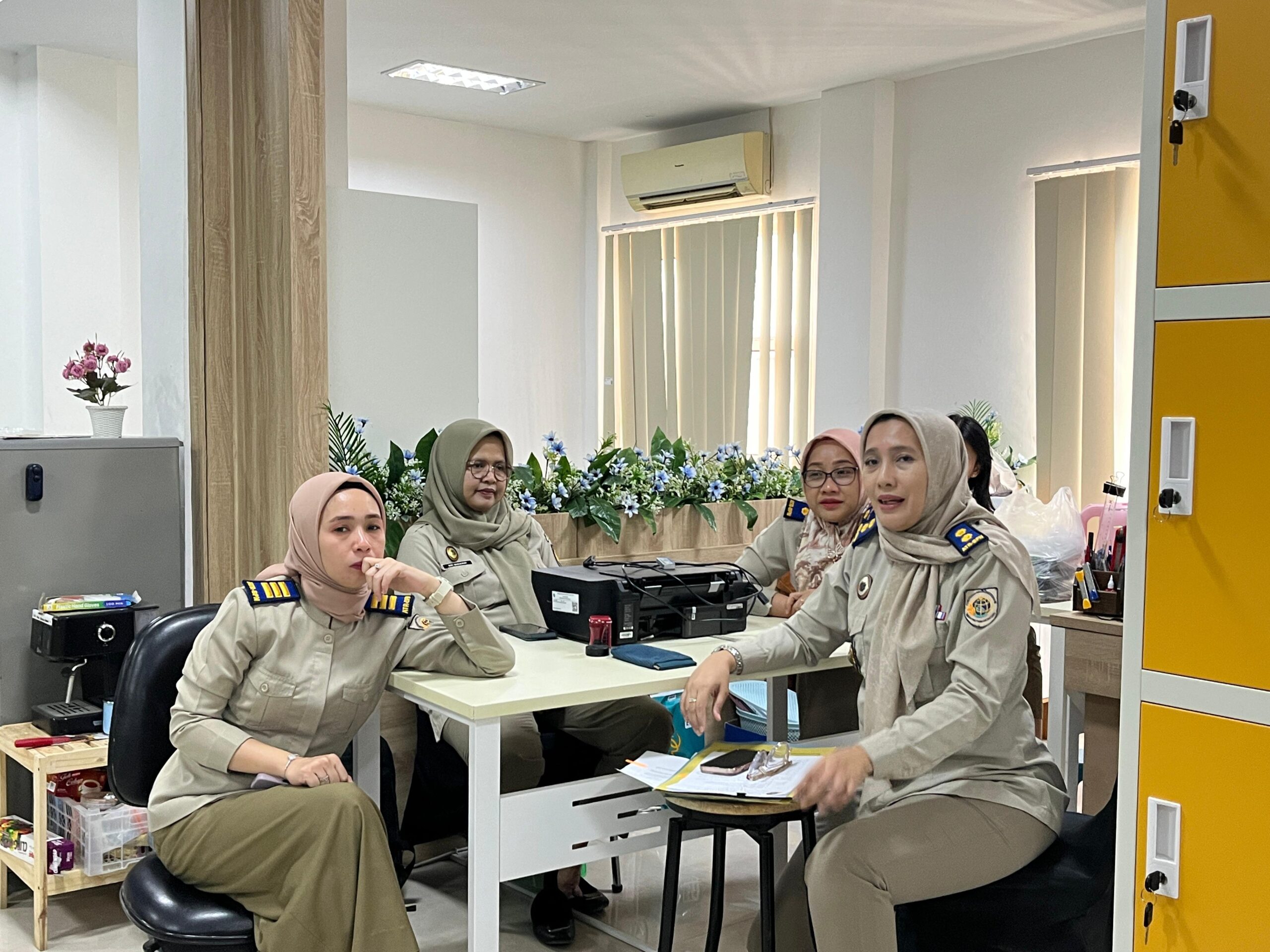 Inneke Tania Arsyad Tekankan Disiplin dan Kerja Sama Pegawai Tata Usaha Kantor Pertanahan Deli Serdang