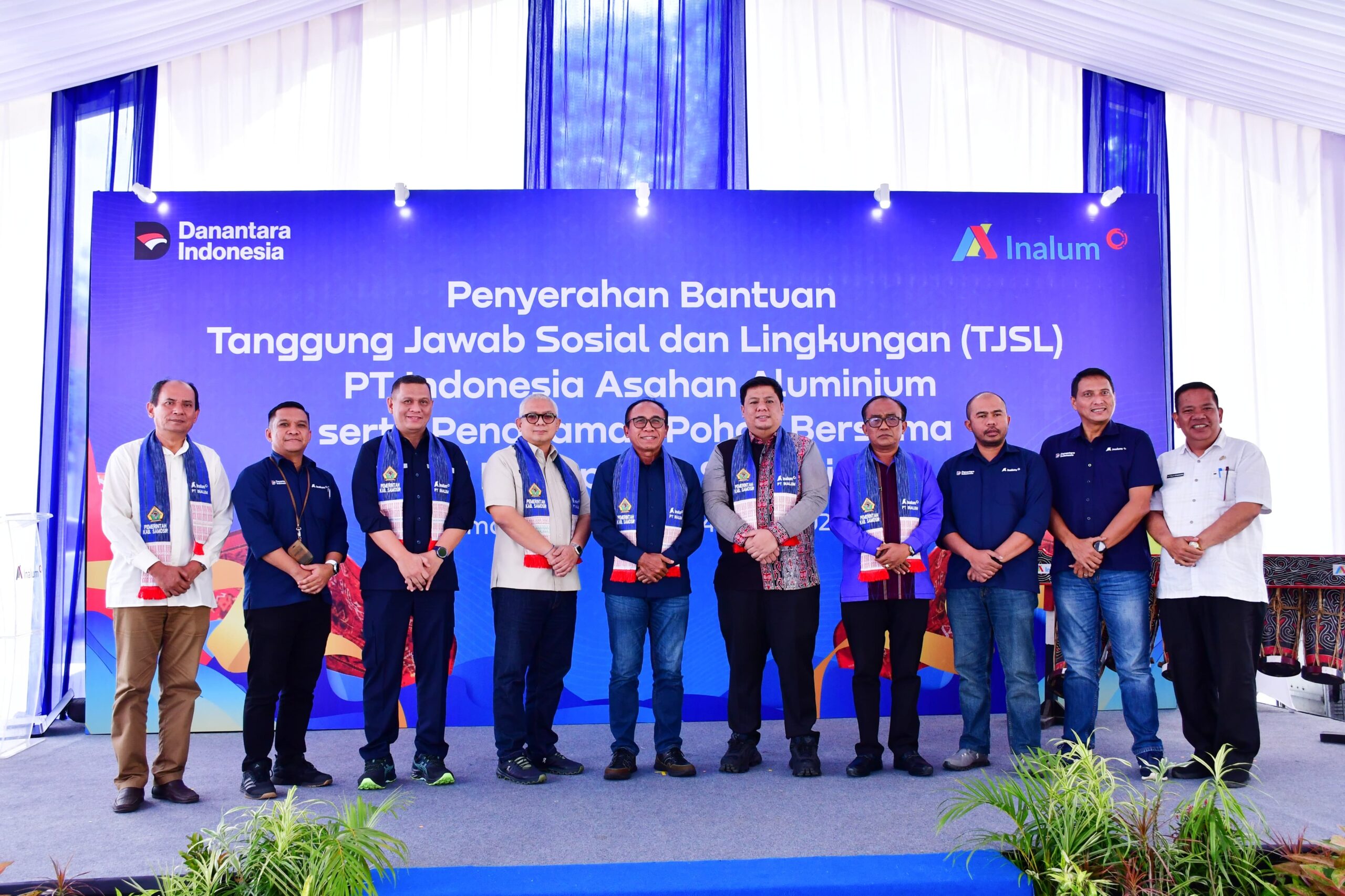 Inalum Salurkan Bantuan untuk Samosir termasuk 1 buah mobil tangki, Bupati Vandiko  Dorong Keberlanjutan Program.