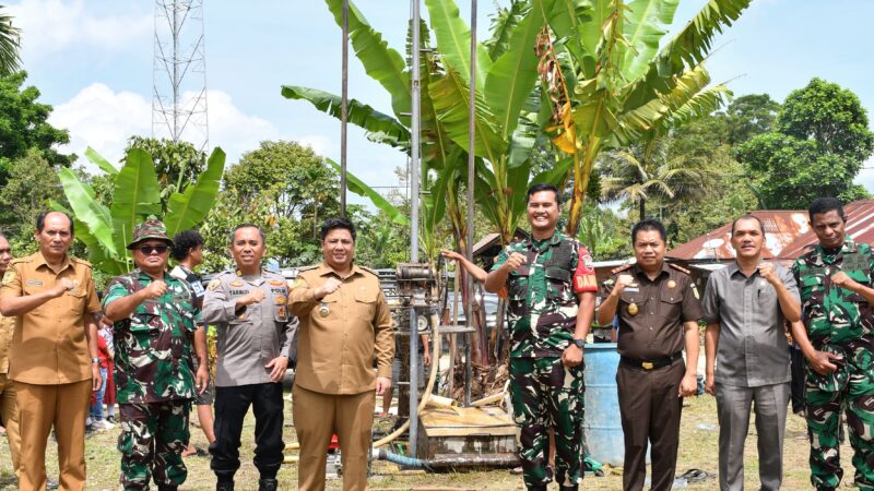 Sinergitas dengan TNI, Bupati Samosir dan Dandim 0210/TU Launching 30 Sumur Bor Bantuan KASAD