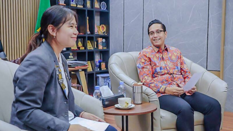 Dukung “Spirit Run 5K”, Rico Waas Ajak Mahasiswa PKL di Pemko Medan