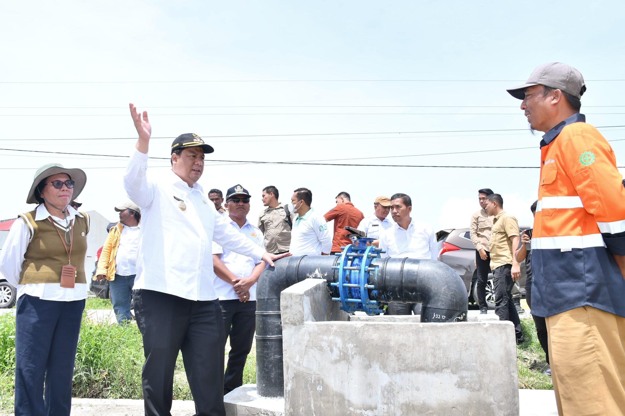 Bupati Samosir Tinjau Pembangunan Pompa Air Tenaga Surya Bantuan Kedubes Inggris, Akan Airi 80 Hektare Persawahan.