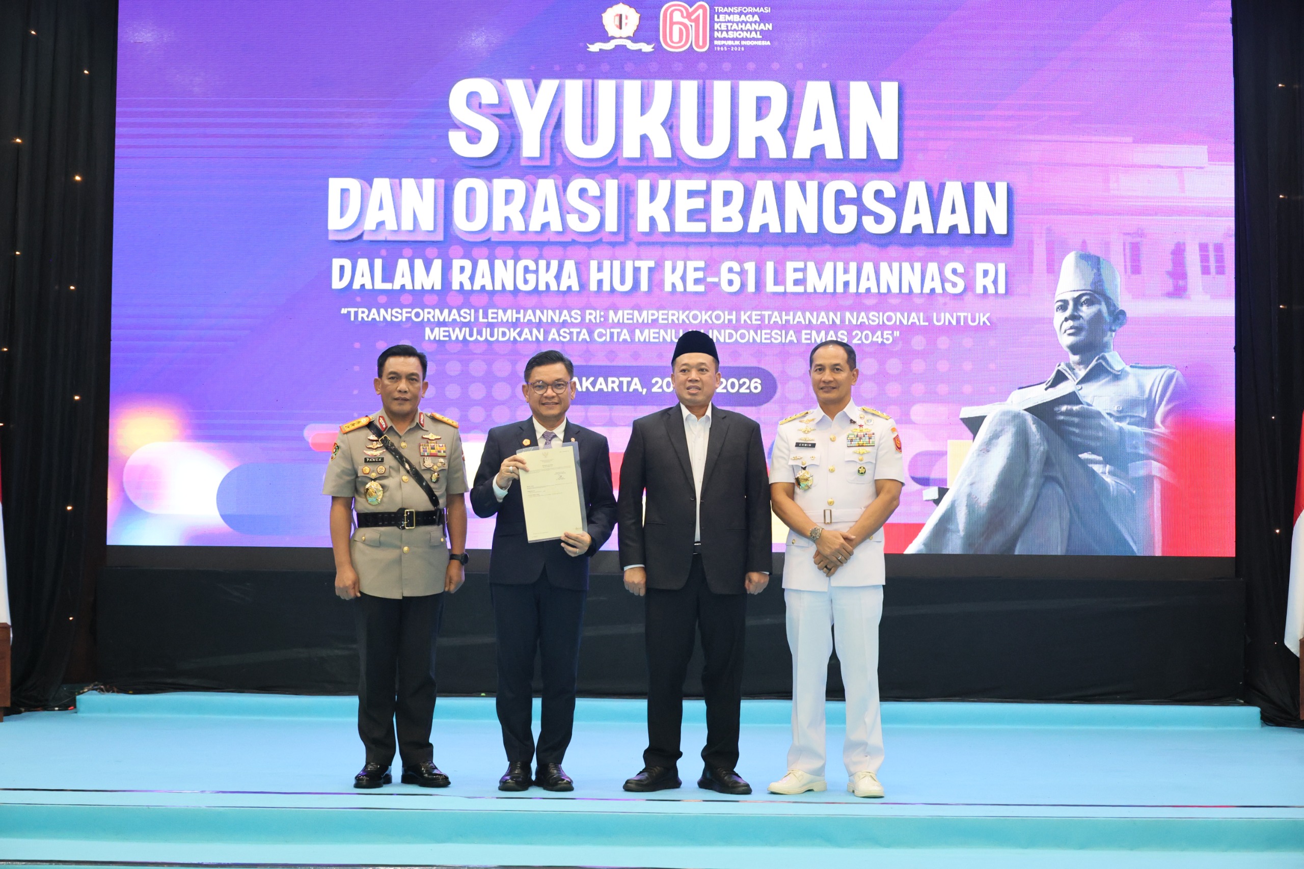 Serahkan Sertipikat Hak Pakai untuk Lemhannas RI, Menteri Nusron: Perkuat Kepastian Hukum Aset Negara