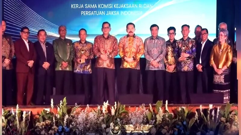 Kejati Sumut Raih Penghargaan Kejati Type A Berprestasi II di Komjak Award 2025