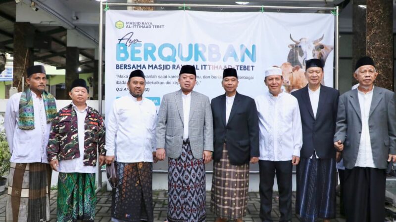 Jadi Khatib Iduladha, Menteri Nusron Sampaikan Pesan untuk “Sembelih” Ego dan Keserakahan