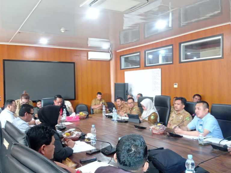 Komisi IV DPRD Medan Pertanyakan Dasar Pembongkaran Billboard PT Sumo, RDP Berlangsung Panas