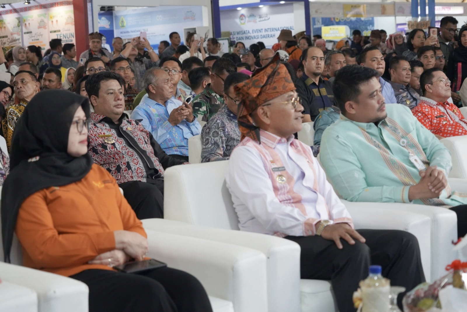 Dukung program “UMKM Sumut Berkah”, Bupati Samosir Vandico Gultom hadiri pembukaan Pekan Inovasi dan Investasi Sumatera Utara tahun 2026.