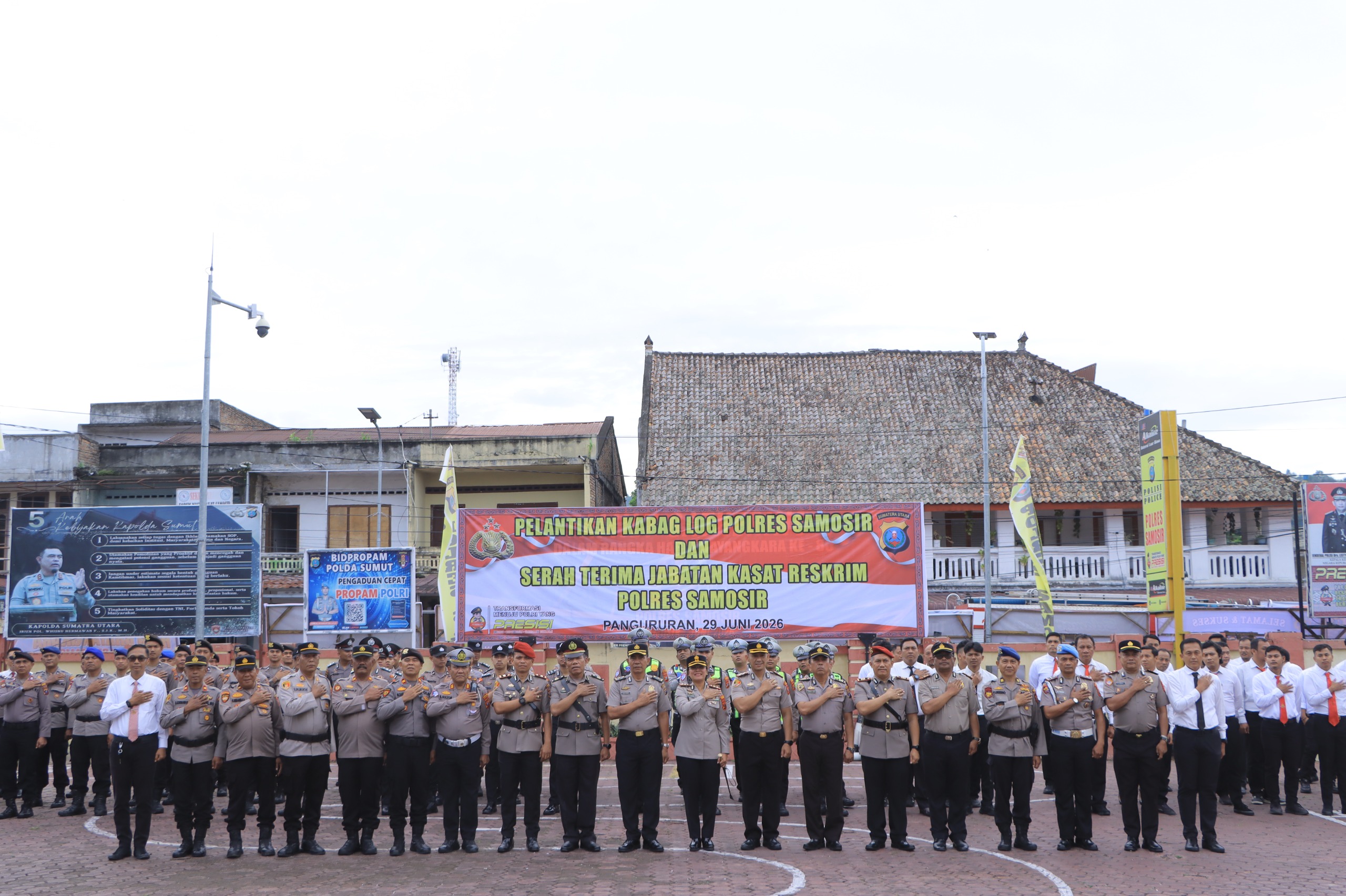 Kapolres Samosir Pimpin Pelantikan Kabag Log dan Sertijab Kasat Reskrim, Tekankan Profesionalisme dan Pelayanan Humanis.
